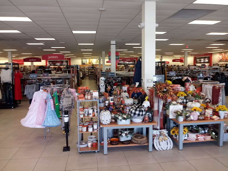 Searstown Shopping Center - Shopping mall in Key West
