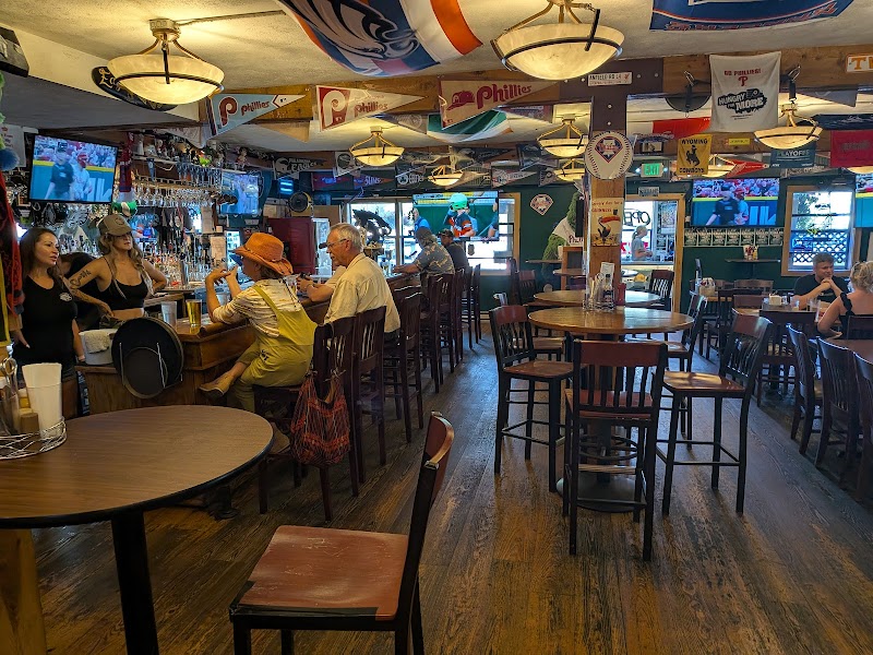 Cutty's Bar & Grill photo