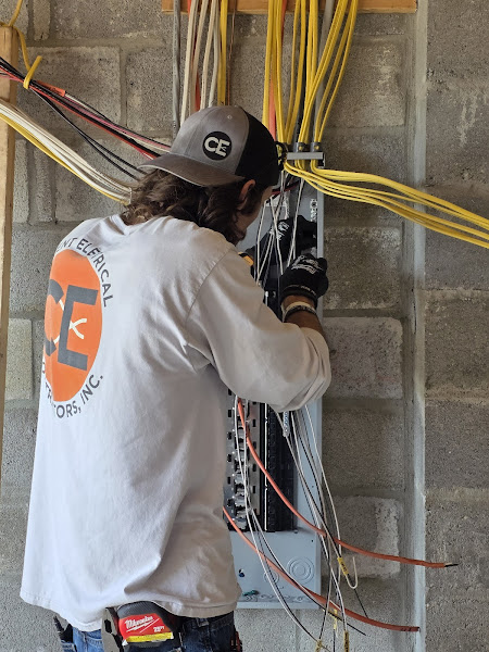 Current Electrical Contractors - Electrician in Jacksonville