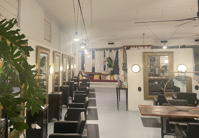 Belli Belli Salon & Boutique