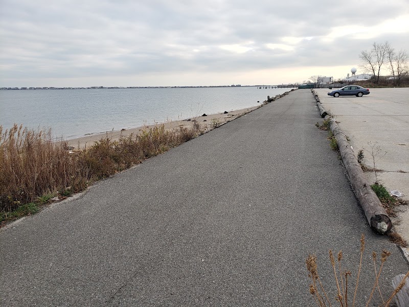 Seaplane Kayak Launch (Floyd Bennett Field) - Canoe & kayak rental service in Brooklyn