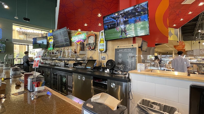 Tap-In Taproom - Bar in Palm Desert