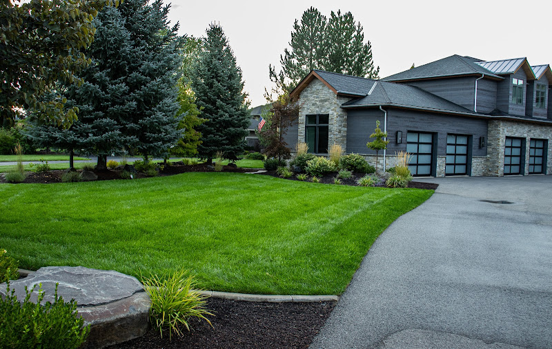 Renew Landscape Management: Coeur d'Alene Landscaping - Landscaper in Coeur d'Alene