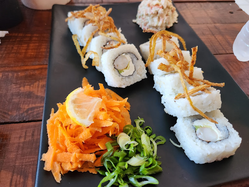 Asian Sushi & Woks - Restaurant in entre Miguel Hidalgo y Blvd. Kino