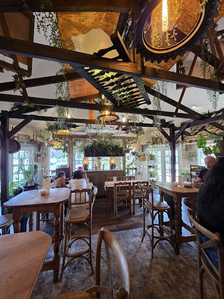 The Coffee & Cocktail Bar - Coffee shop in Osage Beach