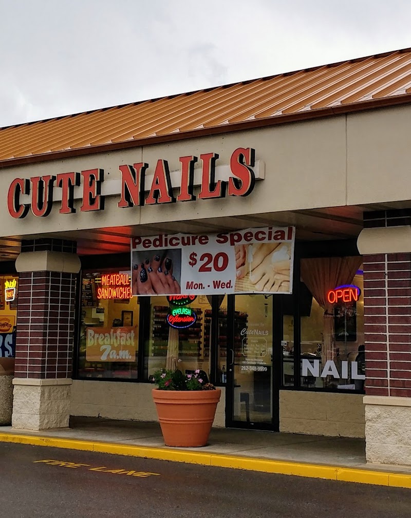 nail salon - Nail salon in Lake Geneva