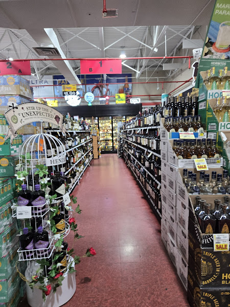 Grand & Western Liquors - Liquor store in Chicago