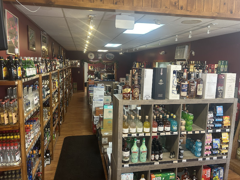 Duffy's Fine Wine & Liquor - Liquor store in Lake George