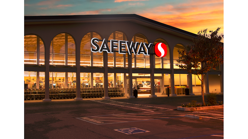 Safeway - Grocery store in Carmel-By-The-Sea