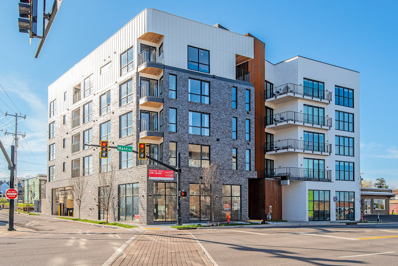 The Eighteen by Mint House