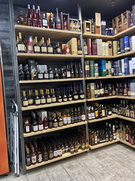 Ocean 9 Liquor - Liquor store in Miami Beach