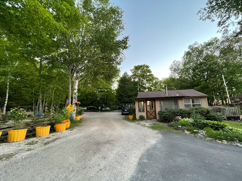 Baileys Woods Campground - Campground in Baileys Harbor