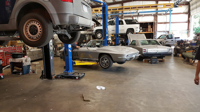 Billy's Truck & Auto