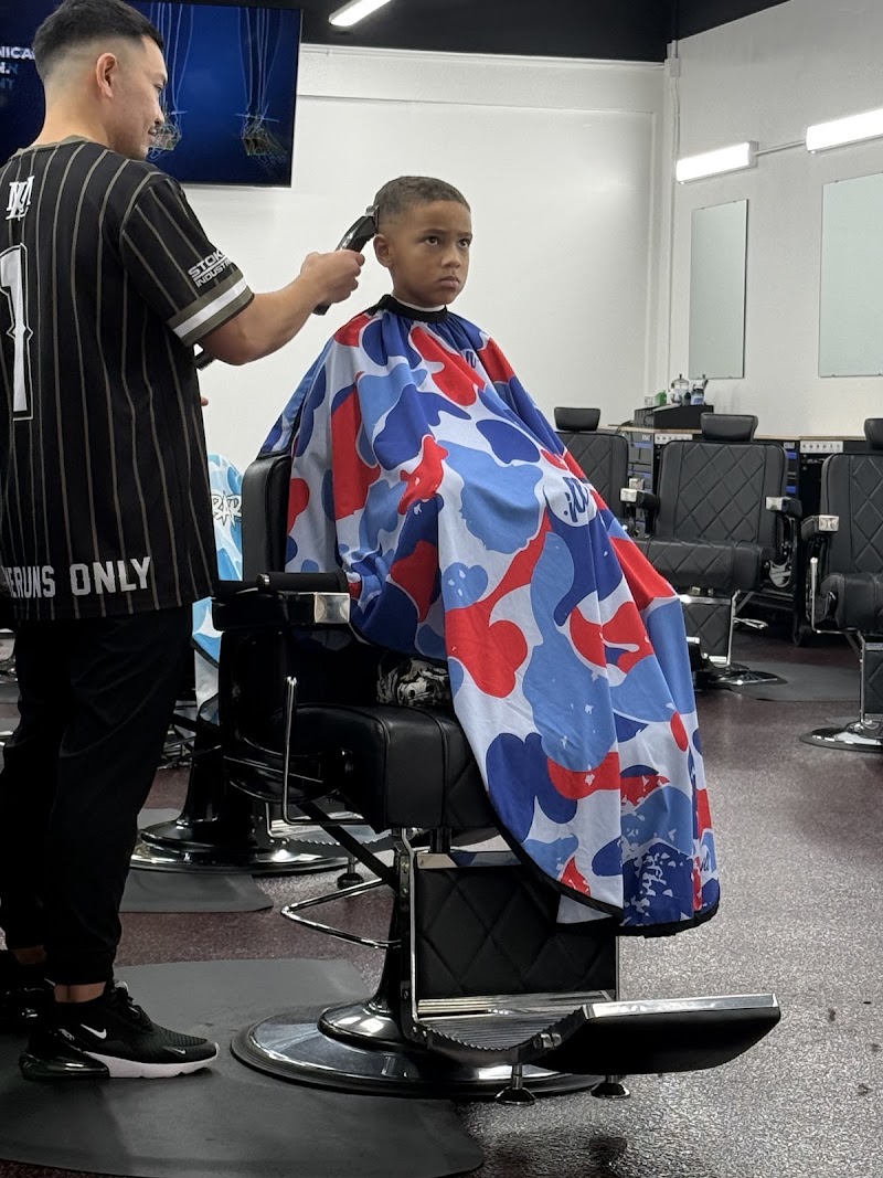 Major League Barbershop Waimalu Hawaii photo