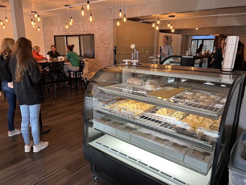 Happy Tiers Bakery