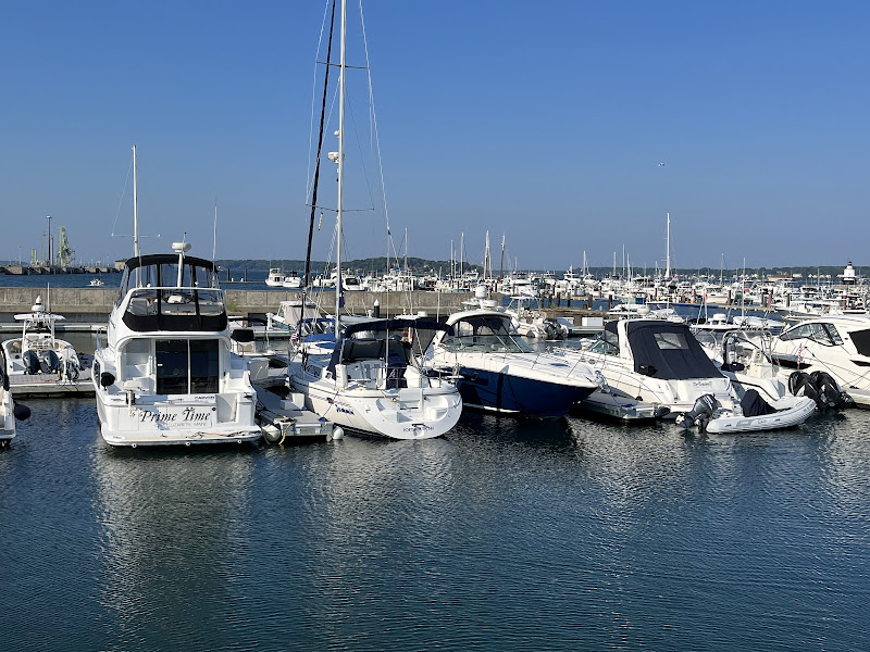 Breakwater Marina