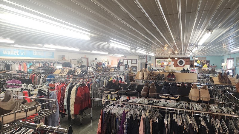 Circle Of Friends - Thrift store in Elkhorn