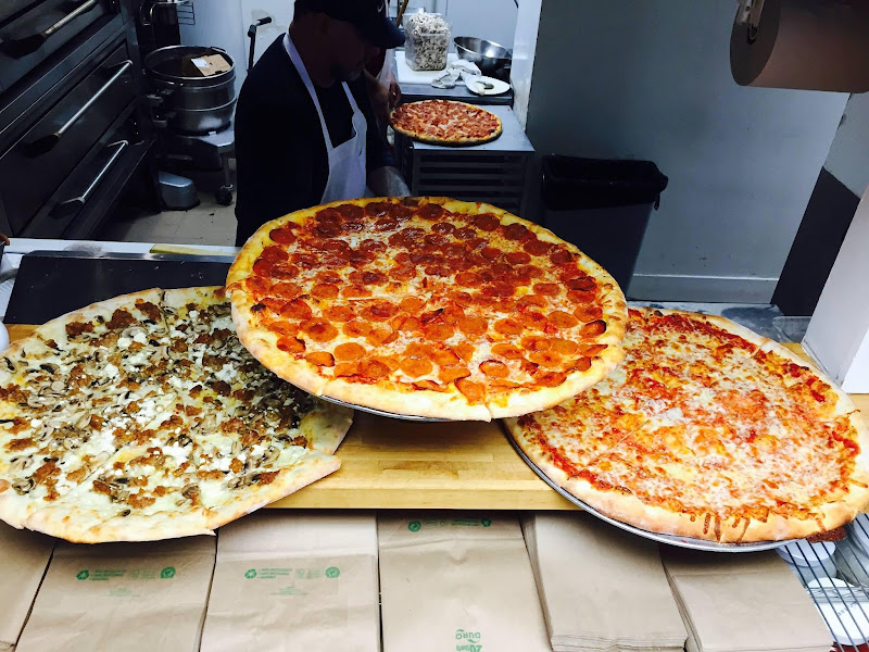 Little Deli & Pizzeria