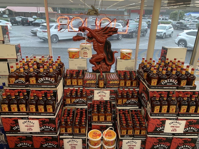 Largo Beverage Super Store - Liquor store in Savannah