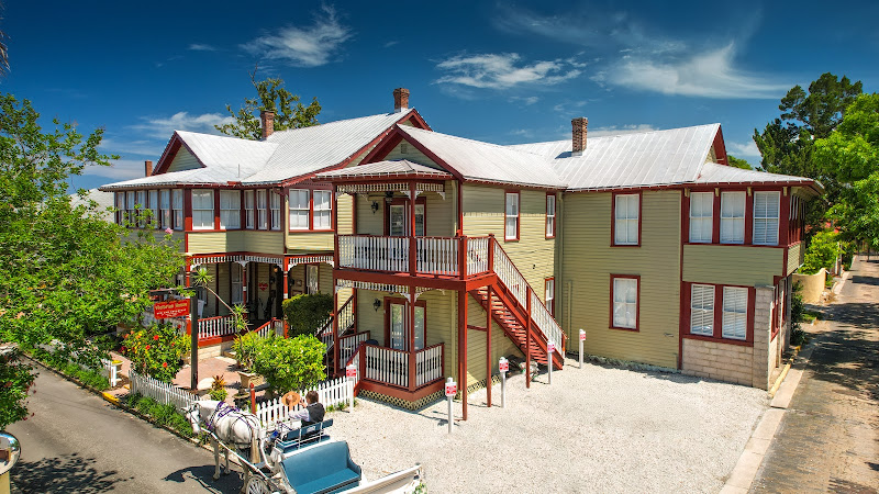 Victorian House Bed & Breakfast
