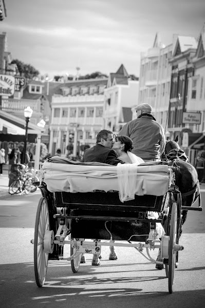Resort Photography LLC - Wedding photographer in Mackinac Island