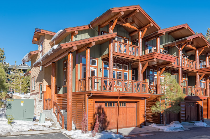 Vanessa Oelke - Realtor - Mammoth Lakes - Real estate agent in Mammoth Lakes