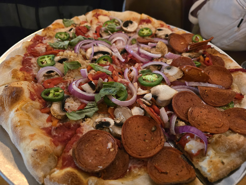 Main Street Pizza and Tap - Restaurant in Mammoth Lakes