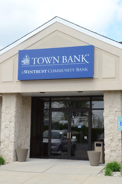 Town Bank - Bank in Lake Geneva