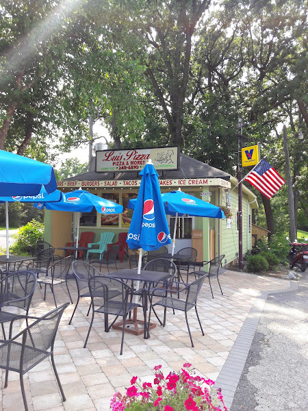 Luis's Pizza