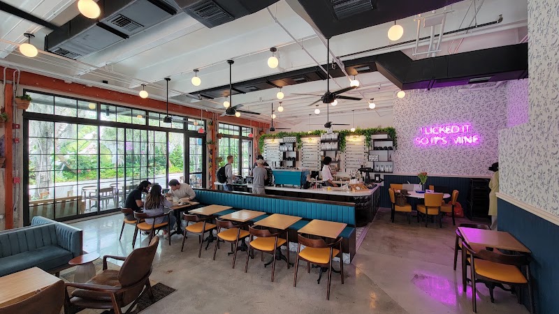 Novela Cafe Social - Cafe in Miami
