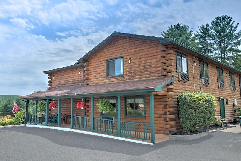 Super 8 by Wyndham Lake George/Warrensburg Area - Hotel in Lake George