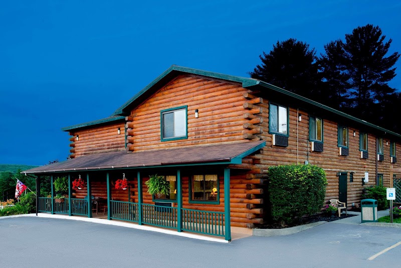 Super 8 by Wyndham Lake George/Warrensburg Area photo