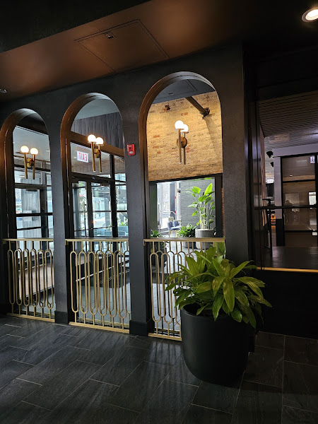 The Tasting Room at Chicago Winery - Wine bar in Chicago