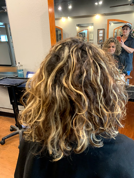 T LaFata's Salon