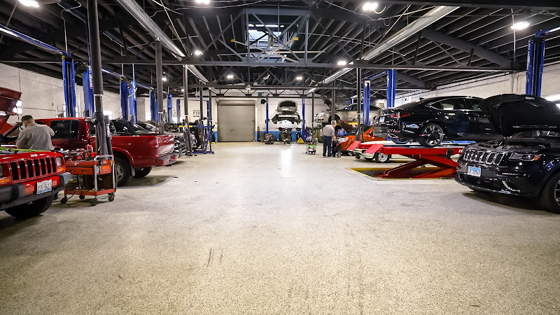Avondale Auto Repair - Auto repair shop in Chicago