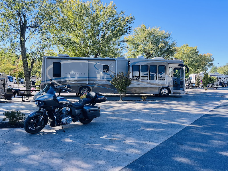 Rivers Edge Campground - Campground in Pigeon Forge