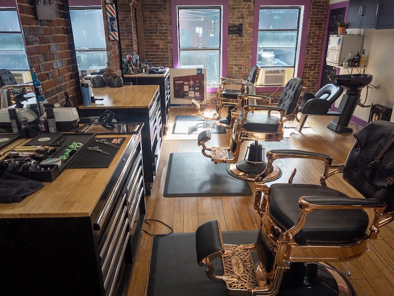 Crow's Nest - Barber shop in Portland