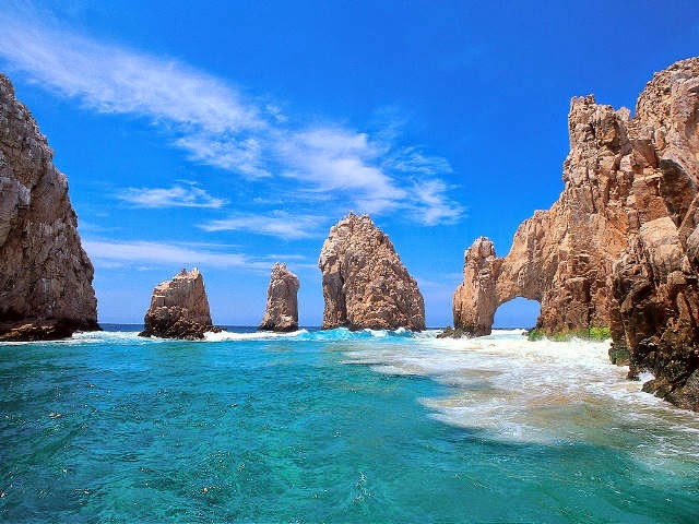 Cabo Baja Real Estate - Real estate agent in Hills Villas