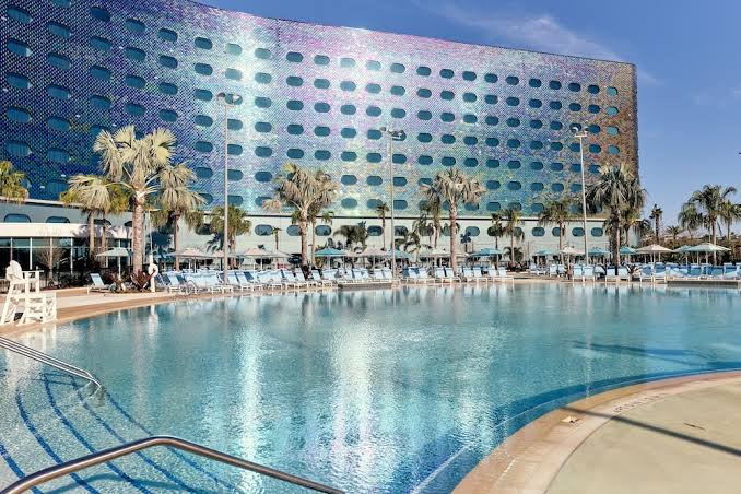 Universal Terra Luna Resort