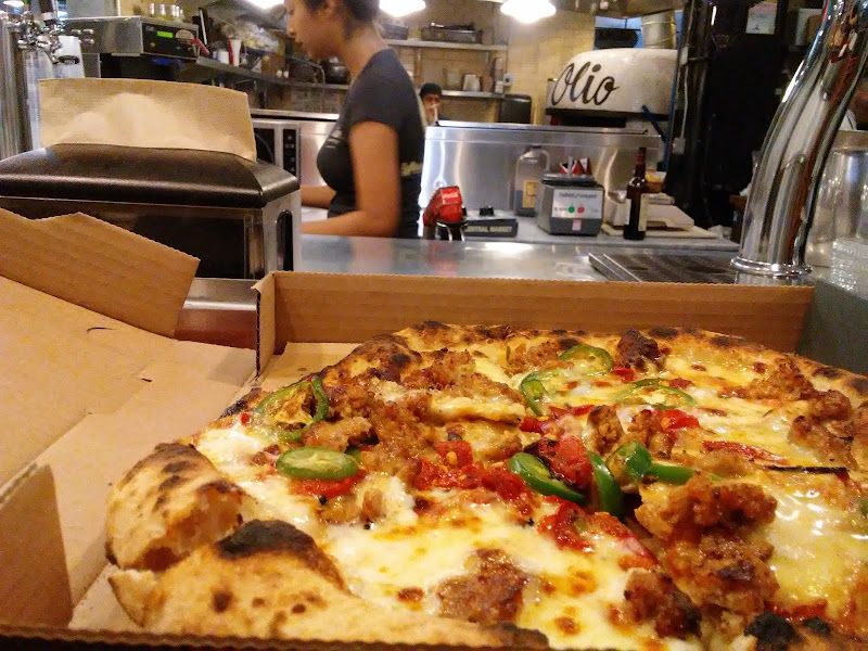 Olio Wood Fired Pizzeria GCM