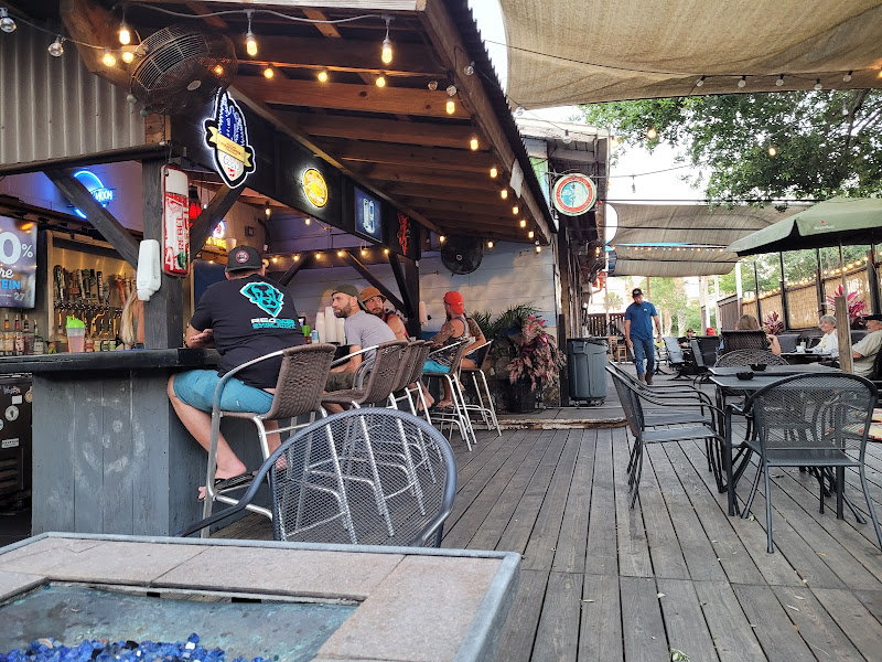 Beachside Tavern