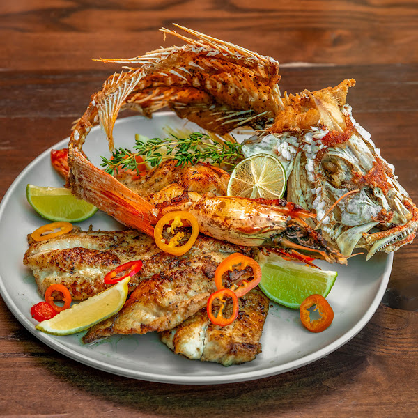 Sonia's Seafood Market & Restaurant