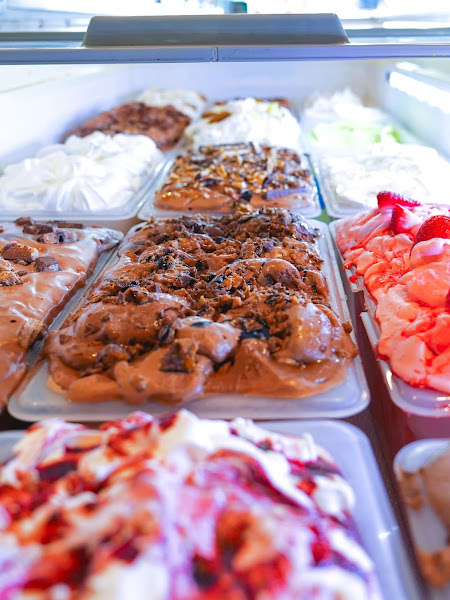 The Bee Ice Cream Shop