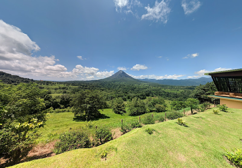 Puentes Colgantes Arenal, Mistico Park - Tourist attraction in La Fortuna de
