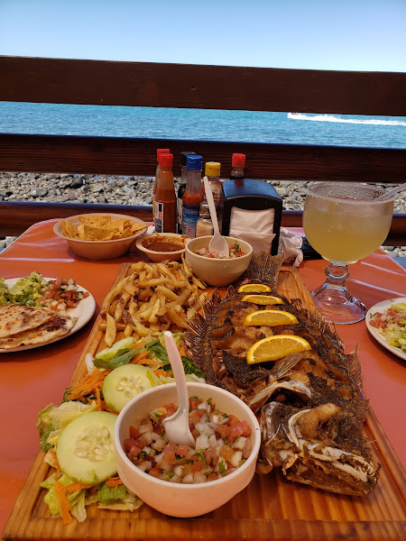 Aquí Es Con Flavio - Seafood restaurant in Oriente