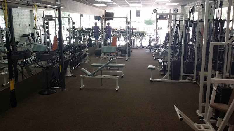 The Basic Gym - Personal trainer in Palm Springs