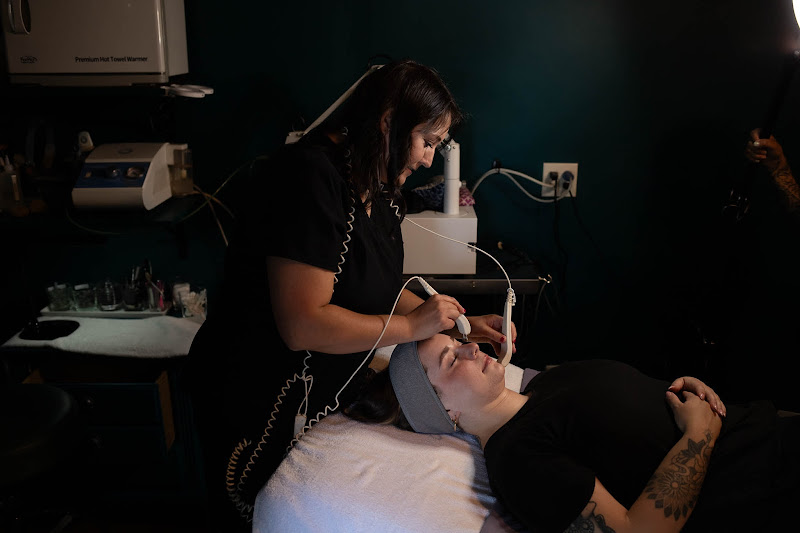Queen Bee Pagosa Facial Studio And Spa - Spa in Pagosa Springs