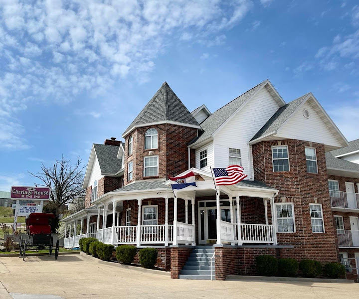 Carriage House Inn - Hotel in Branson