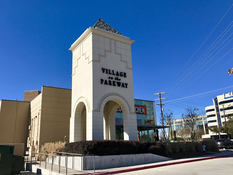 Village on the Parkway - Shopping mall in Dallas