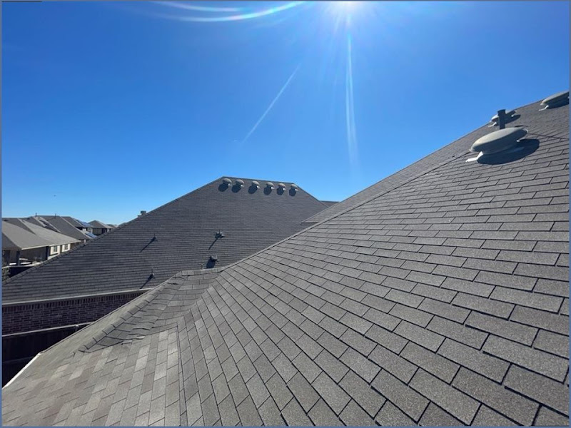 Henry & Sons Roof Repair - Roofing contractor in Nashville